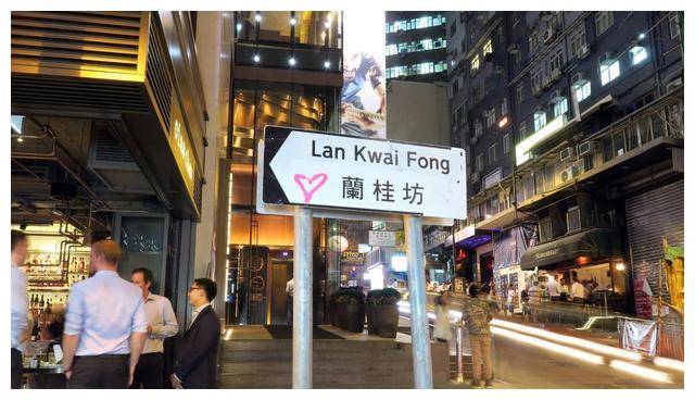 当心！新形势下最后疯狂，美英为重击中国，不惜豁出香港揽炒